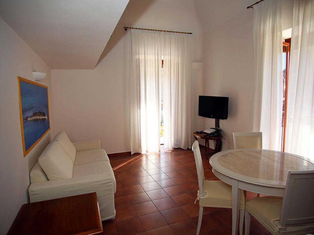 Apartament Palazzo Iaquinto Santa Maria di Castellabate Zewnętrze zdjęcie